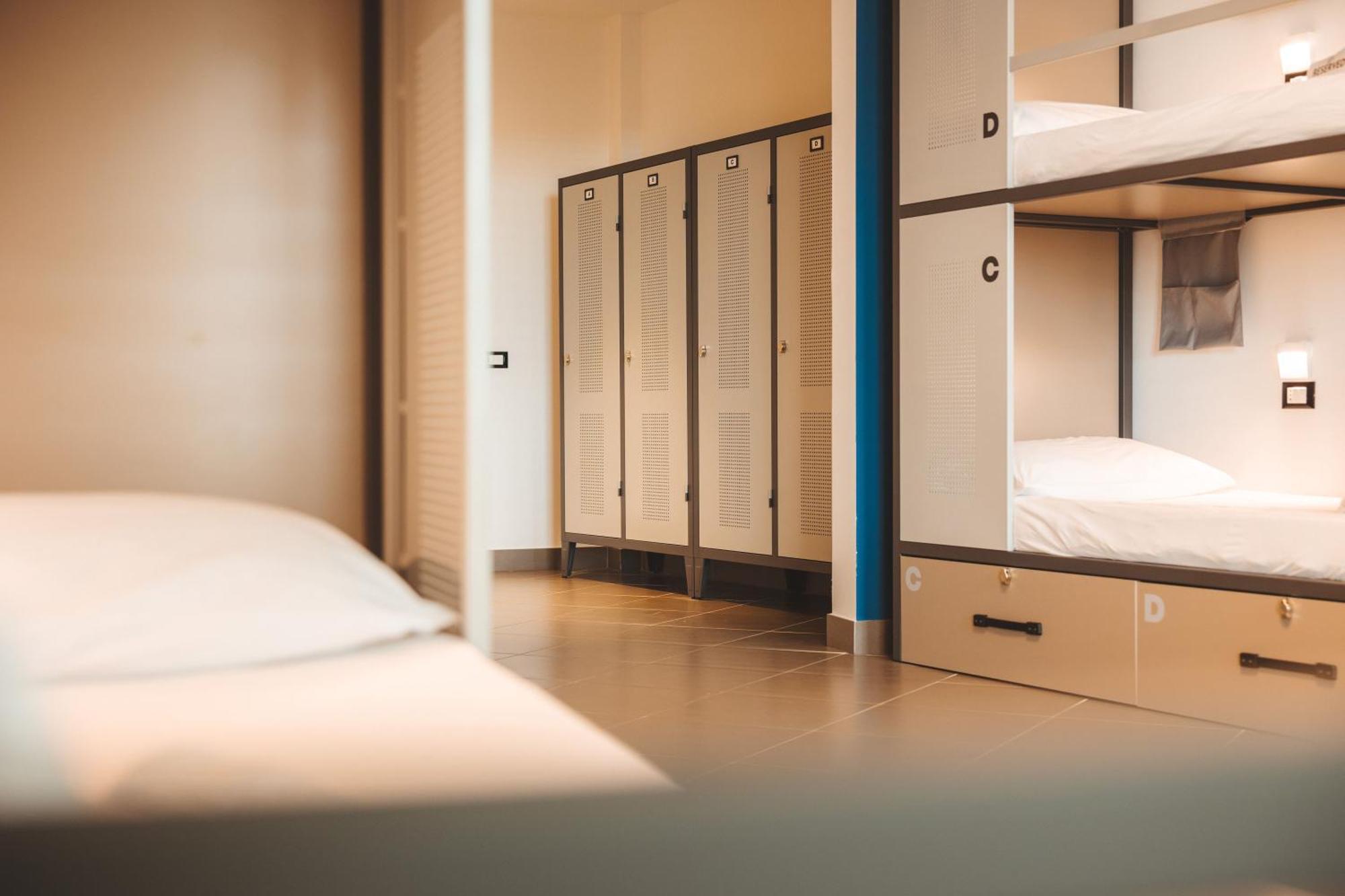 Lecco Hostel & Rooms Exterior photo